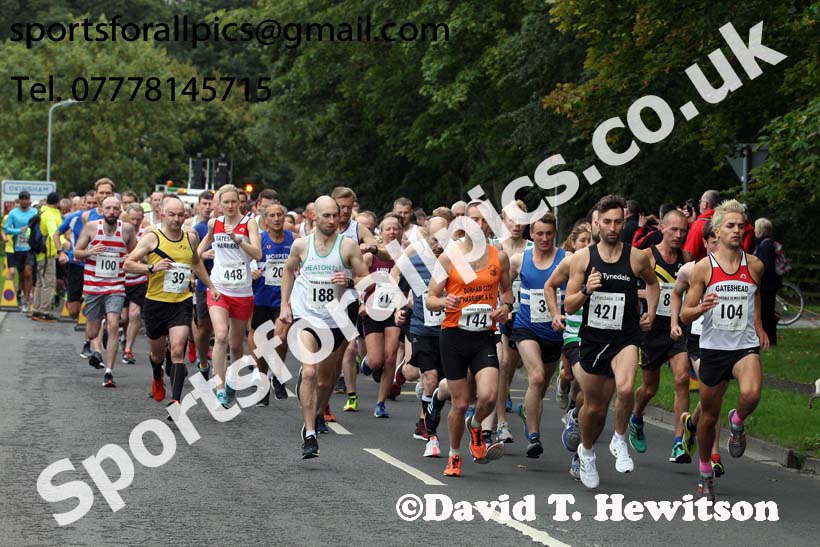 Tynedale Jelly Tea 10 Mile Road Race, Ovingham, Northumberland. Photo: David T. Hewitson/Sports for All Pics